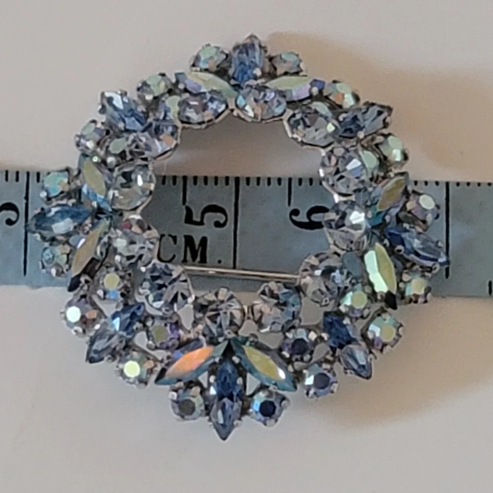 Vintage Signed Sherman Blue Aurora Borealis Rhinestone Wreath Brooch Canada